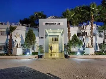 Club מלון 3*
