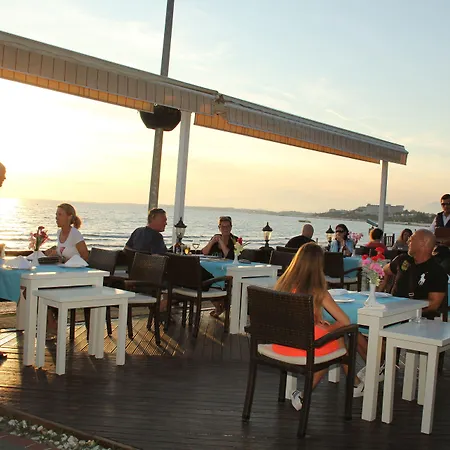 Szálloda Side Beach Hotel Side