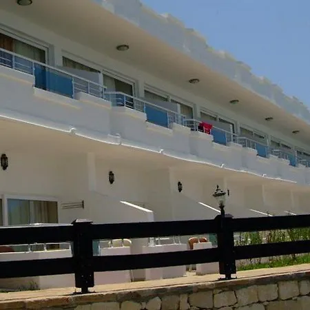 Side Beach Hotel