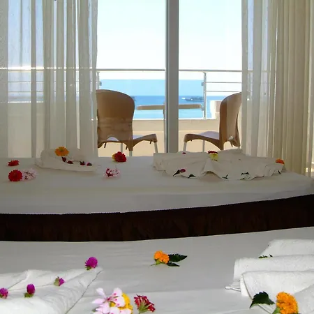 Side Beach Club 3* Side