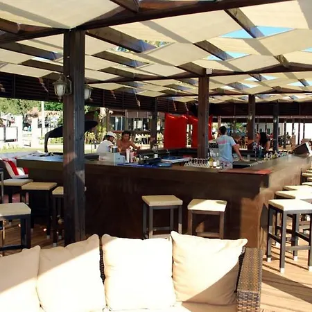 Hotel Side Beach Club 3*