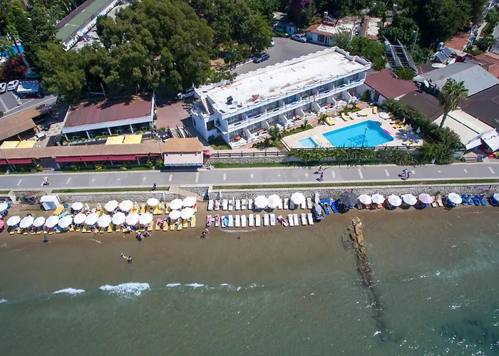 Side Beach Club Side