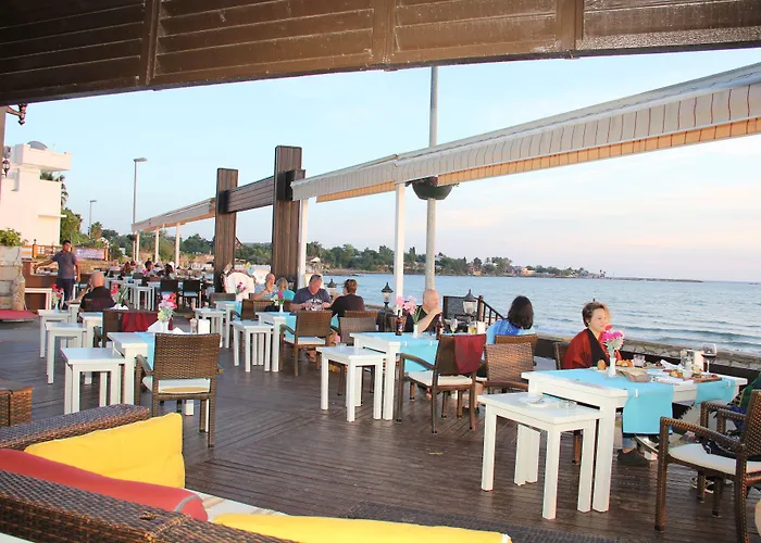 Hotell Side Beach Club 3*