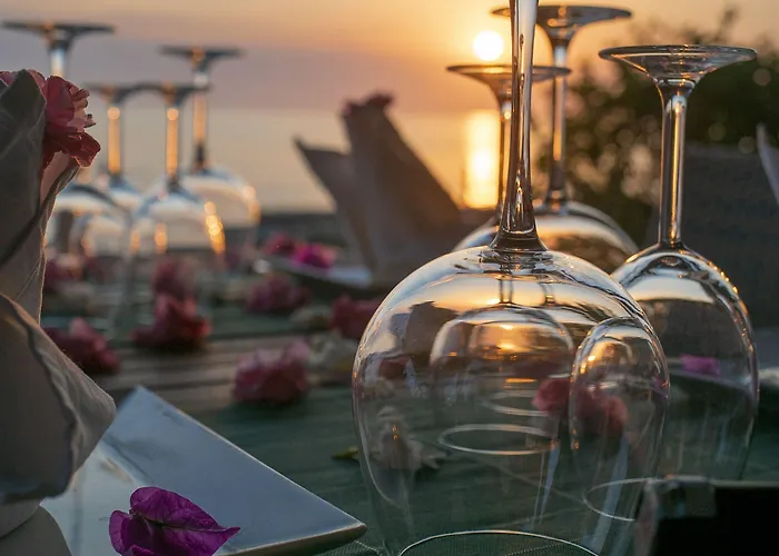 Side Beach Club Side