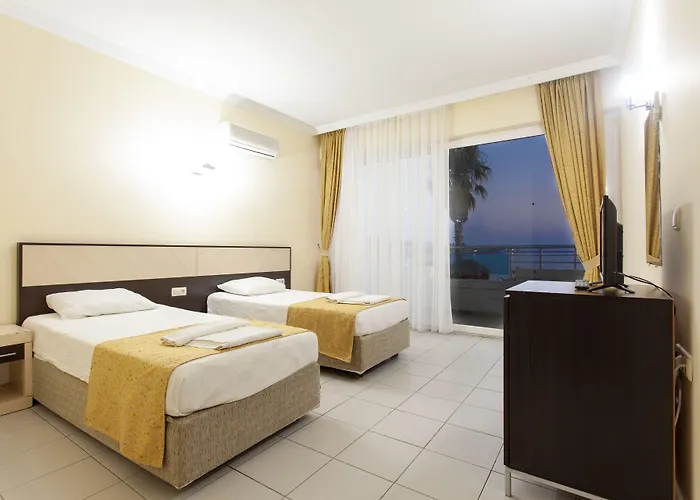 Hotell Side Beach Club 3*