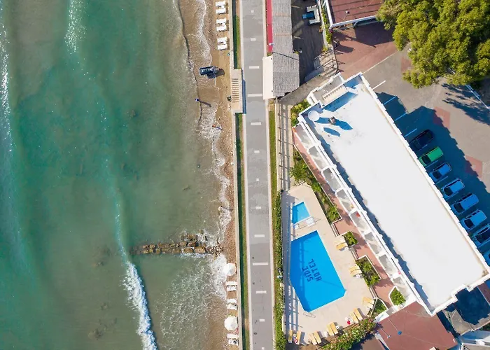 Side Beach Club Hotell 3*